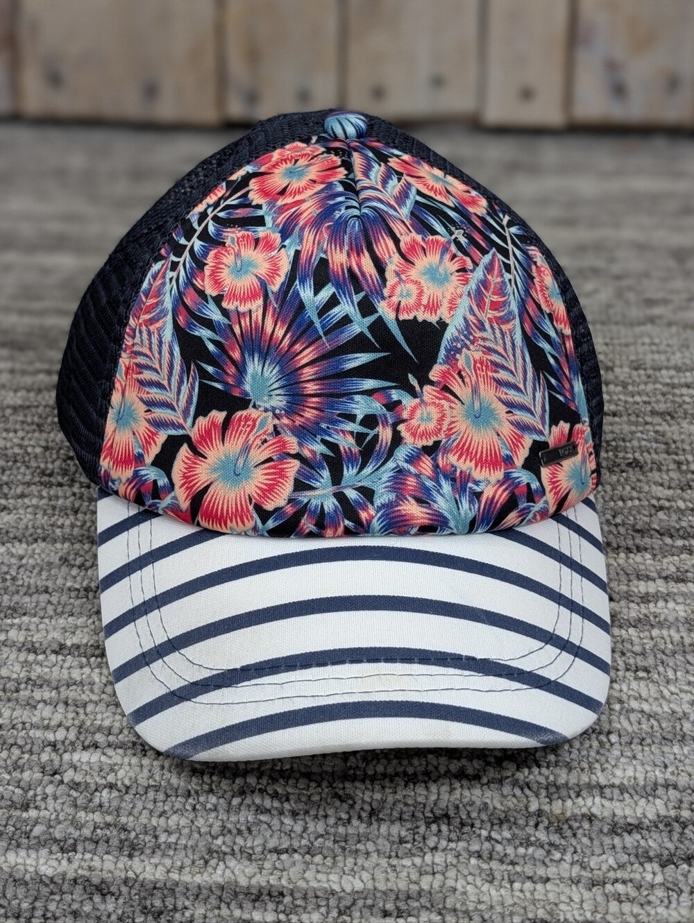 Roxy: Palms and Stripes Trucker Hat
